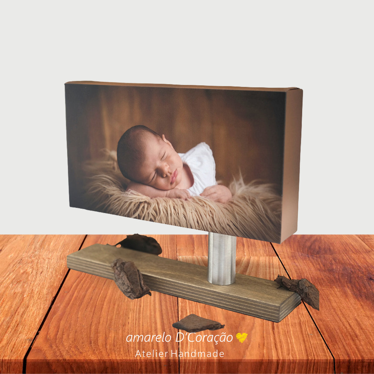 Tela c/ base de Madeira